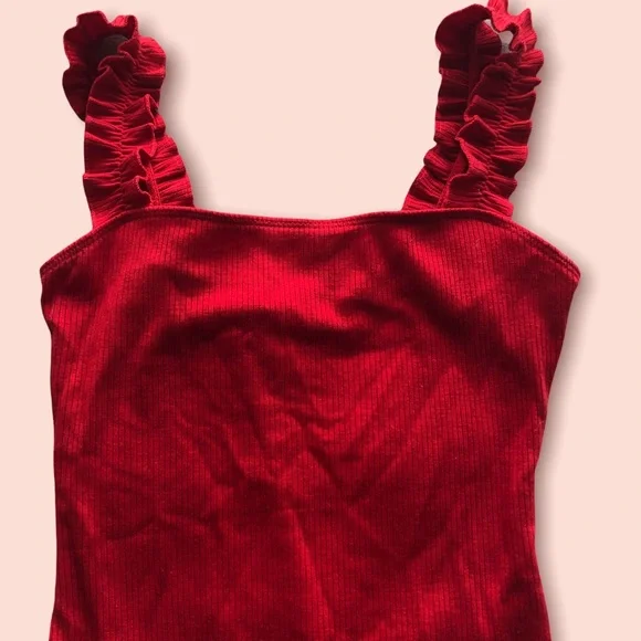 SUNDAY BEST | Ribbed Bodysuit - Picture 3 of 9